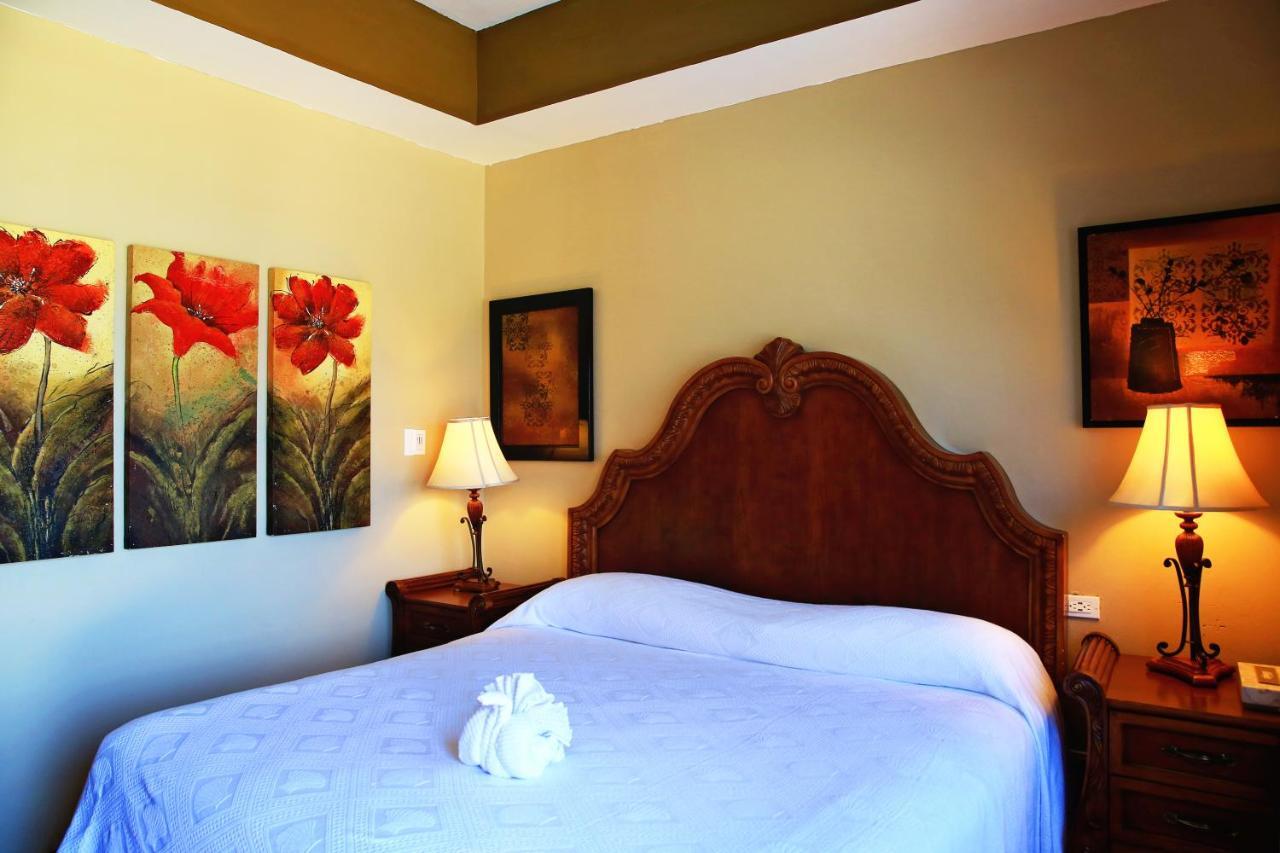 סן פדרו Hotel Royal Blue & Golf Cart Rental מראה חיצוני תמונה
