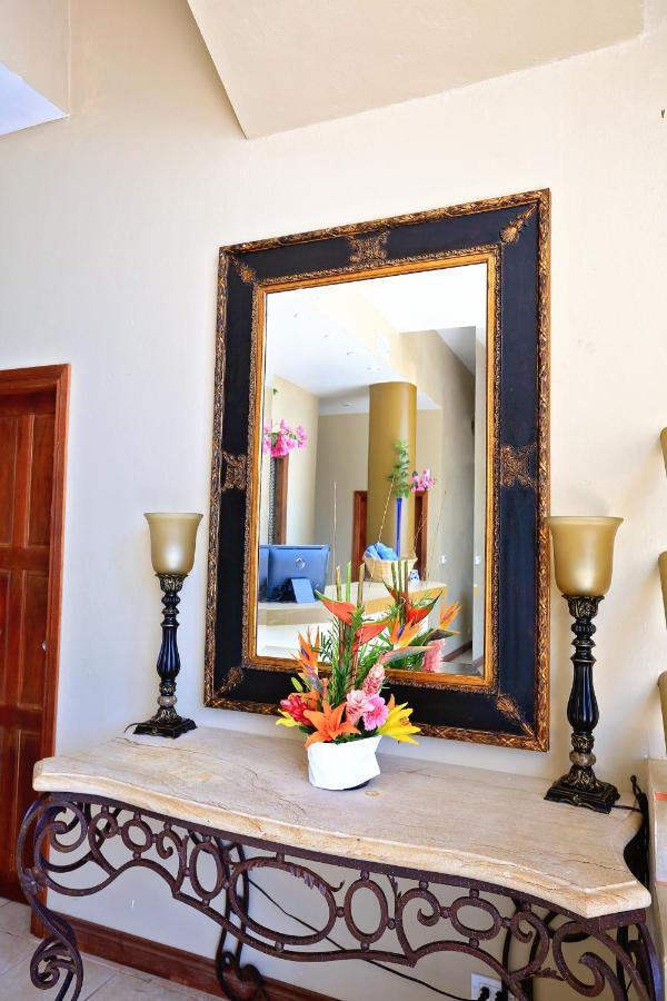 סן פדרו Hotel Royal Blue & Golf Cart Rental מראה חיצוני תמונה