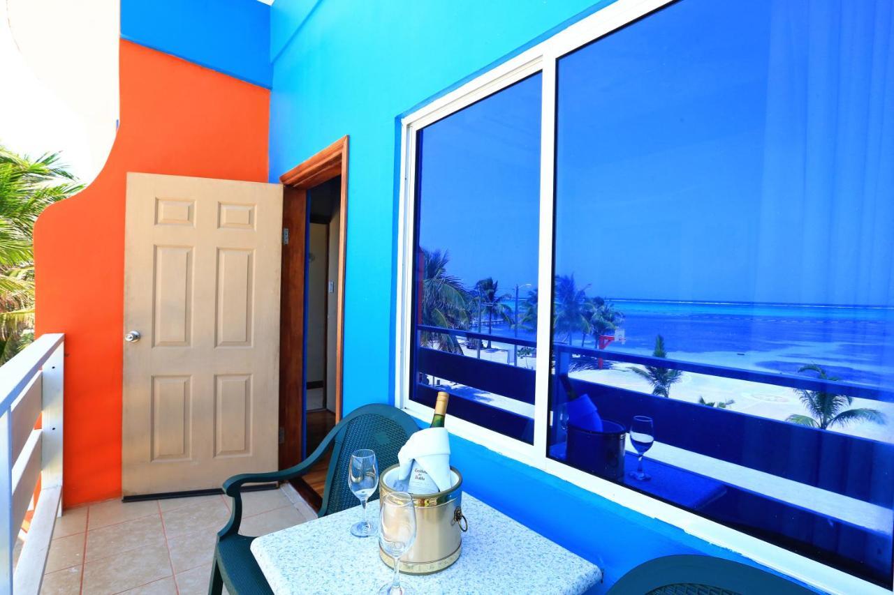 סן פדרו Hotel Royal Blue & Golf Cart Rental מראה חיצוני תמונה