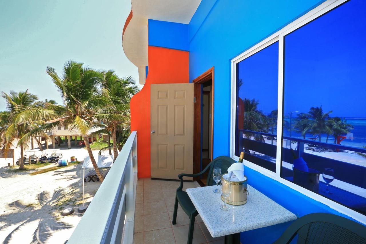 סן פדרו Hotel Royal Blue & Golf Cart Rental מראה חיצוני תמונה