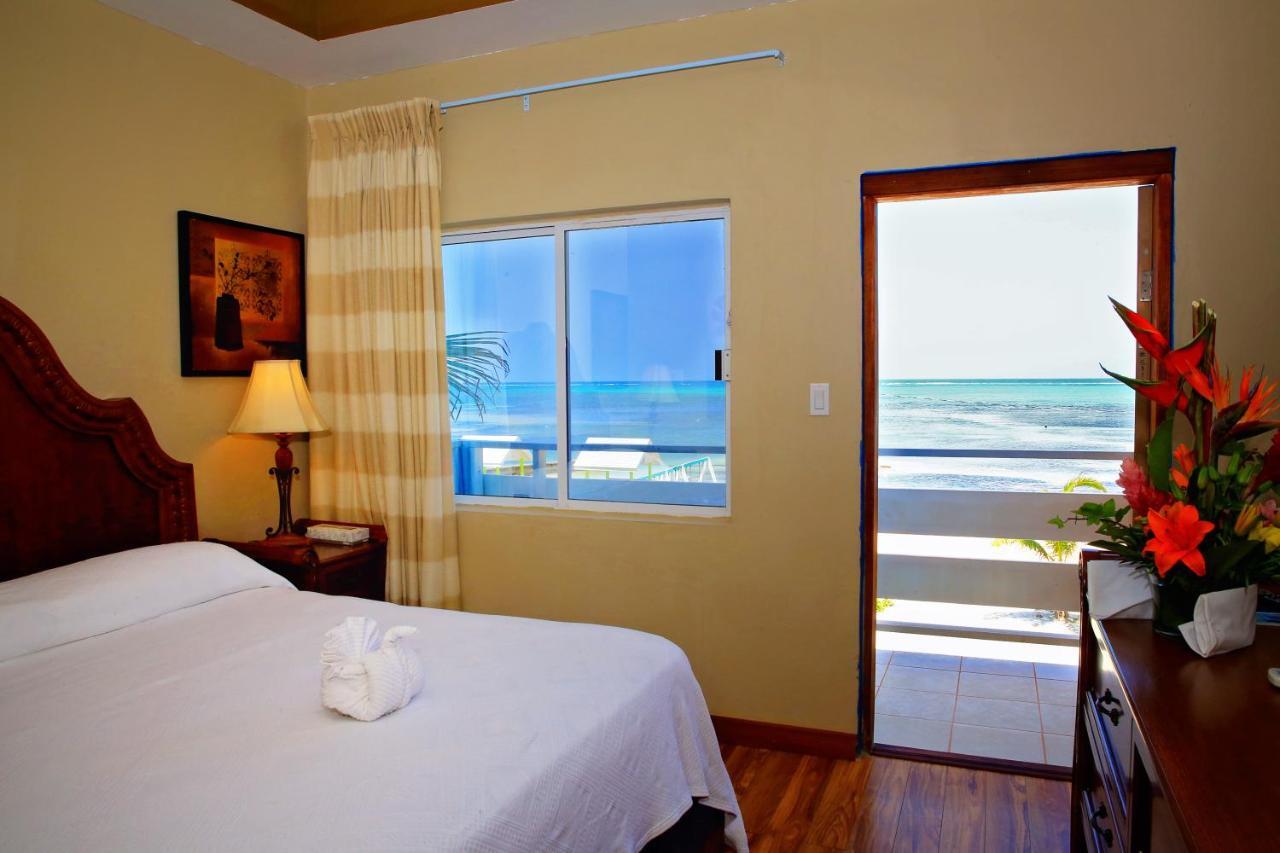 סן פדרו Hotel Royal Blue & Golf Cart Rental מראה חיצוני תמונה